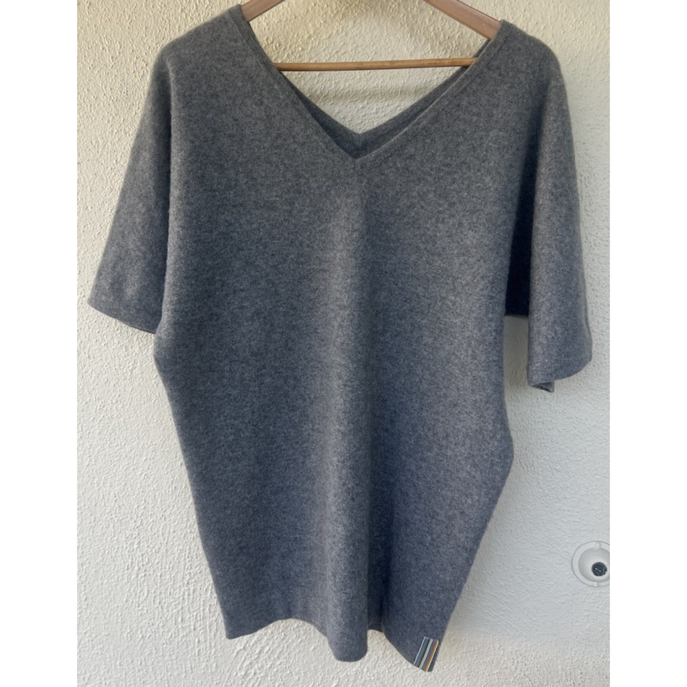 Happy LA by Dawn Baker Gray 100% Cashmere V-Neck Short Dolman Sleeve Sweater 1